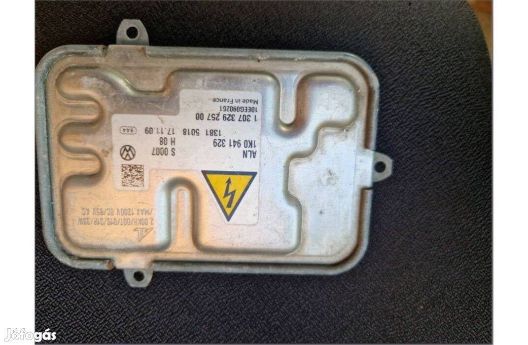 VW Xenon trafó bontott eladó. Cikkszám:130732925700