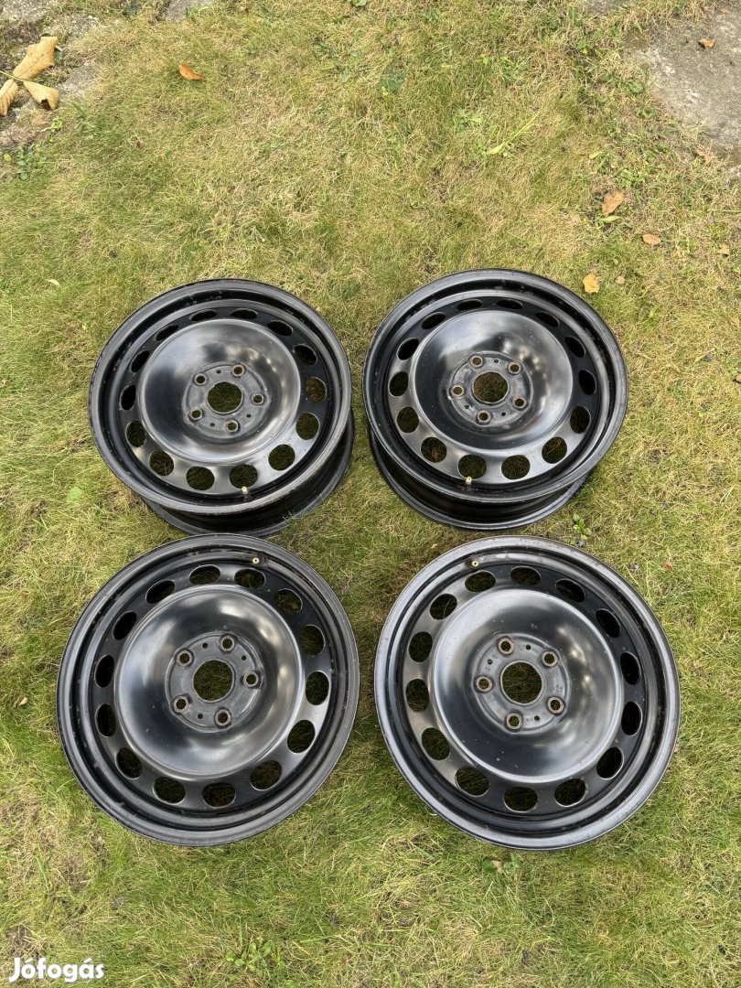 VW, Audi 16" lemezfelni szett (5x112)