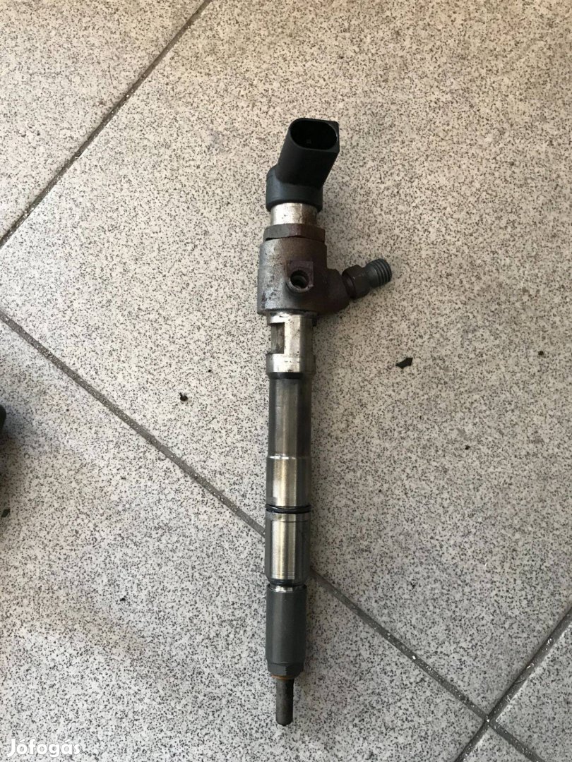 VW, Audi, Seat, Skoda 1.6CR Cay injektor 03L130277B