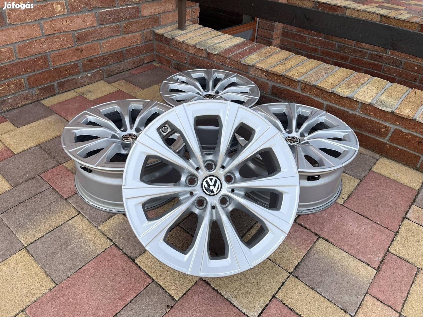 VW, Audi, Seat, Skoda 5x112 R17 gyári alufelni szett!