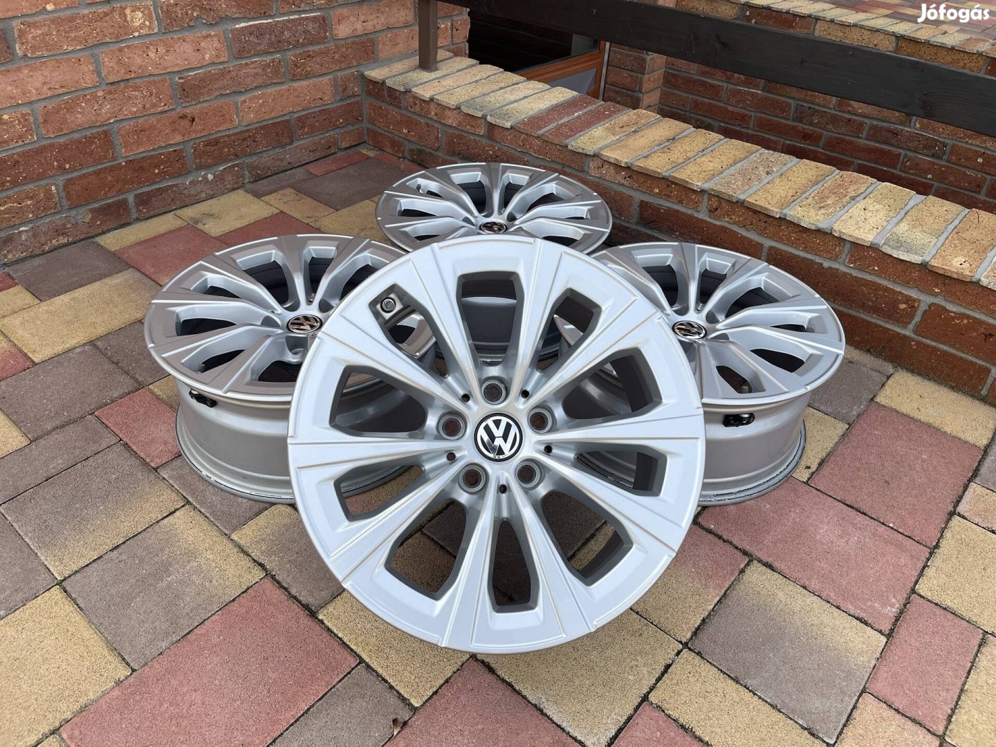 VW, Audi, Seat, Skoda 5x112 R17 gyári alufelni szett!