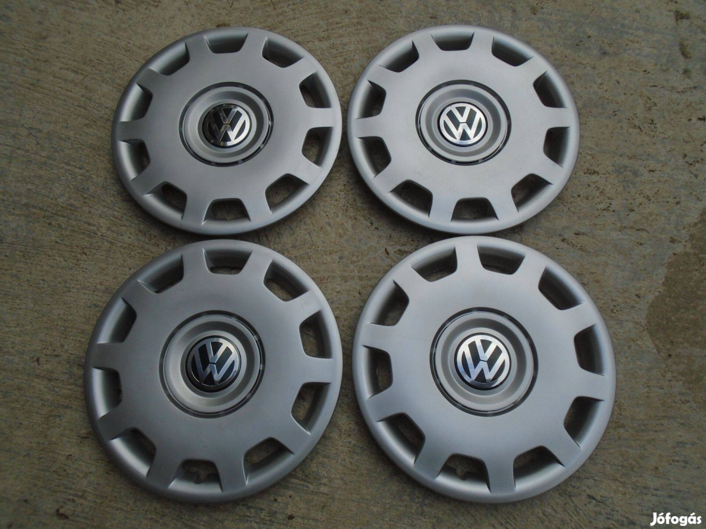 VW, Volkswagen / Passat 15" gyári dísztárcsa garnitúra eladó