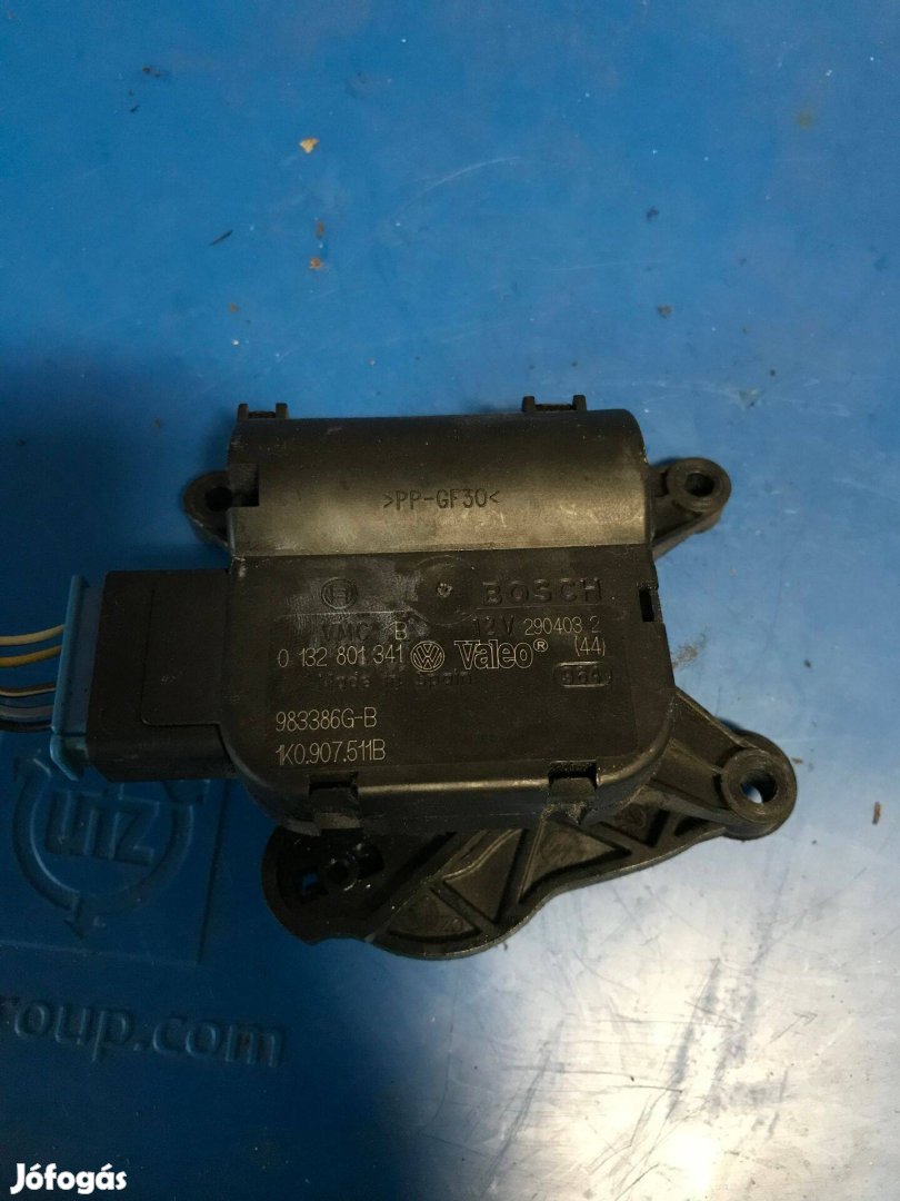 VW csoport Golf V fűtés állító motor 1K0 907 511 B