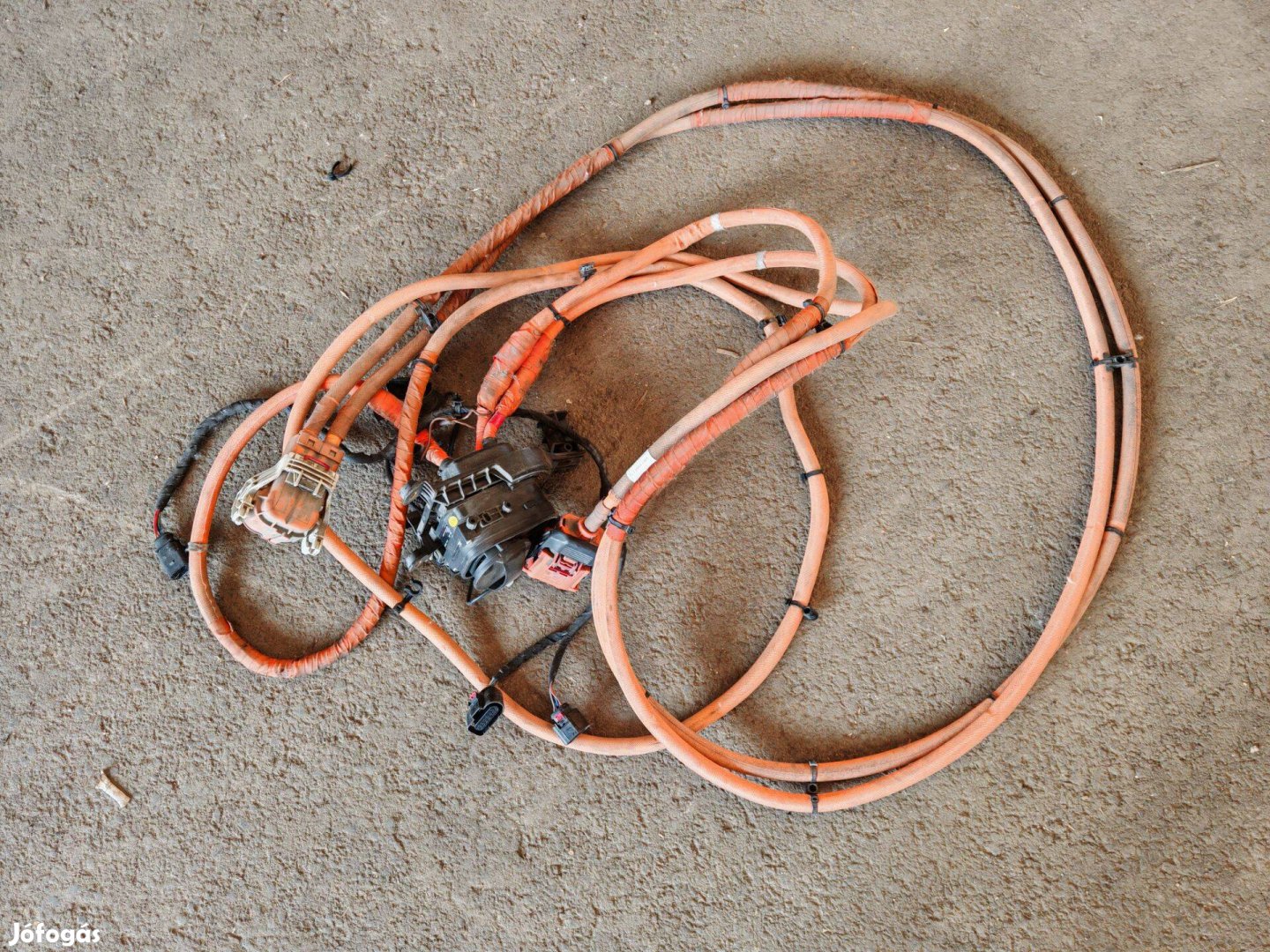 VW e-Crafter 136 LE nagyfeszültségű töltőkábel szett 7LE971531