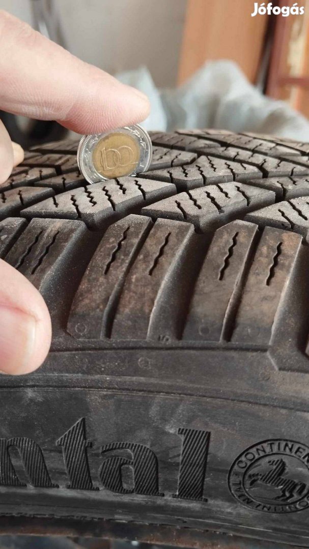 VW felni téligumival 165/70 R14