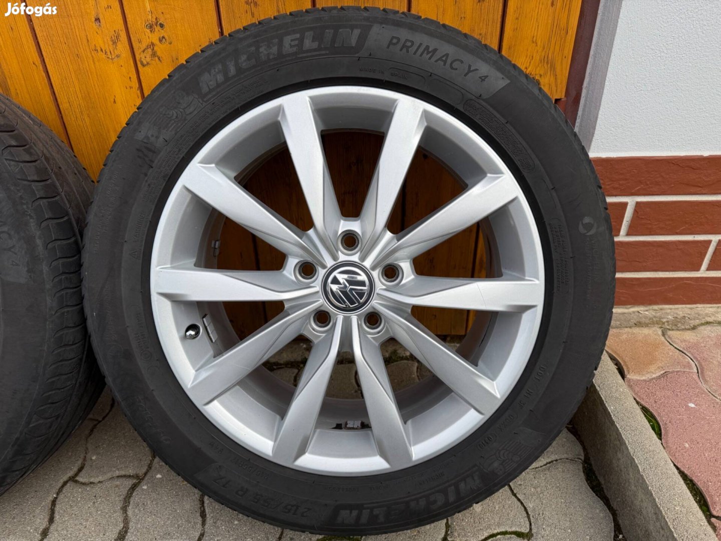 VW gyári alufelni 7x17-es ET49, 5x112 hibátlan, Michelin gumival