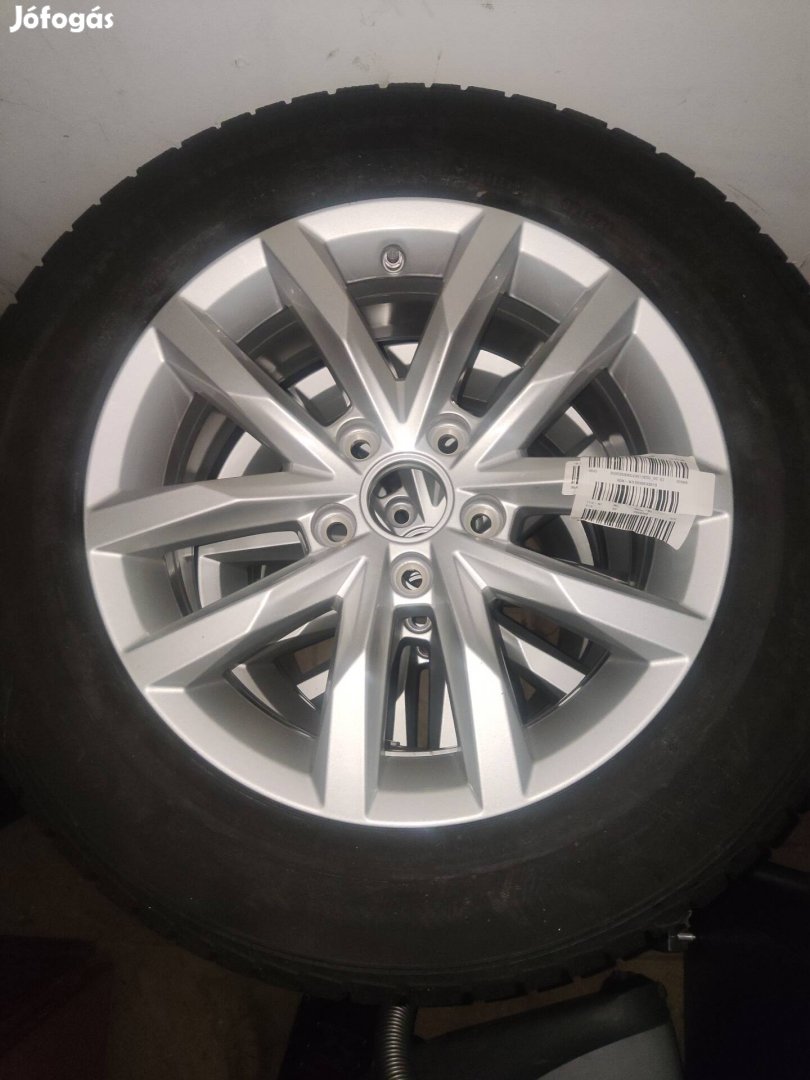 VW gyári alufelni garnitura gumival