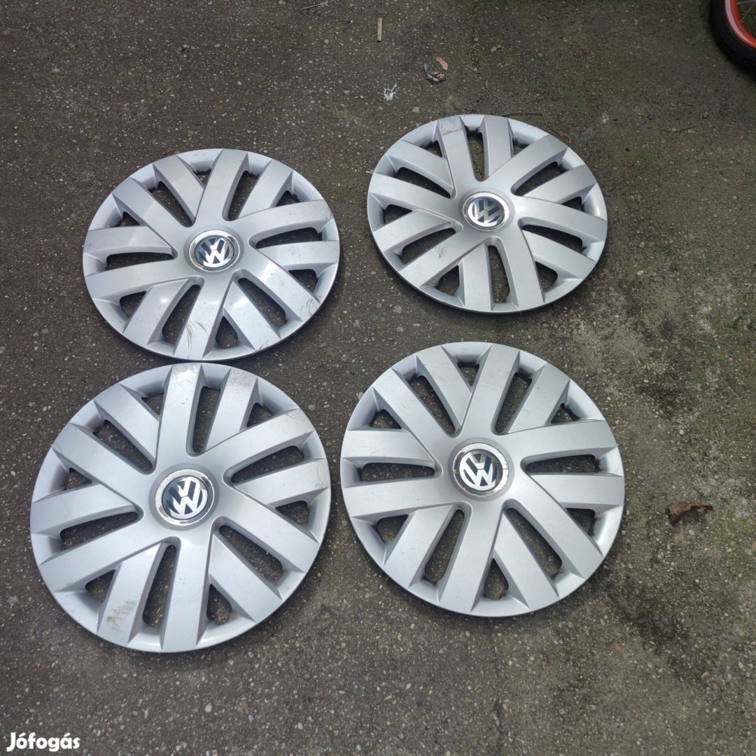 VW gyári dísztárcsa 16"