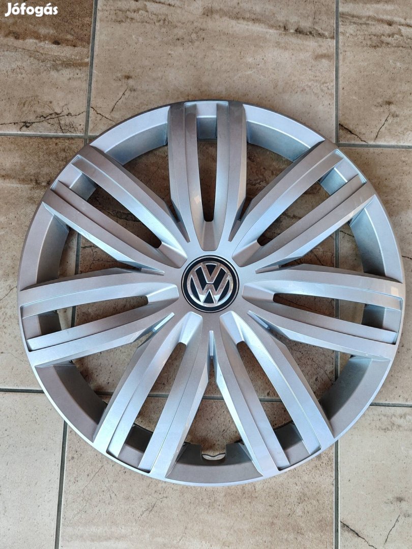 VW gyári dísztárcsák, 16" (nem replica) , szinte újonnan eladók! 