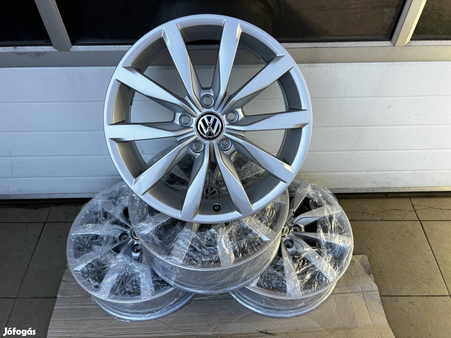 VW gyári felni Új 17" Dijon