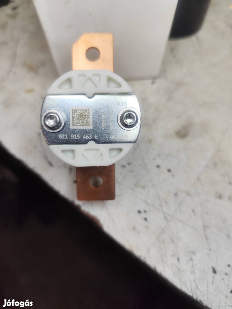 VW id3 pyrobiztositek 021 915 463E