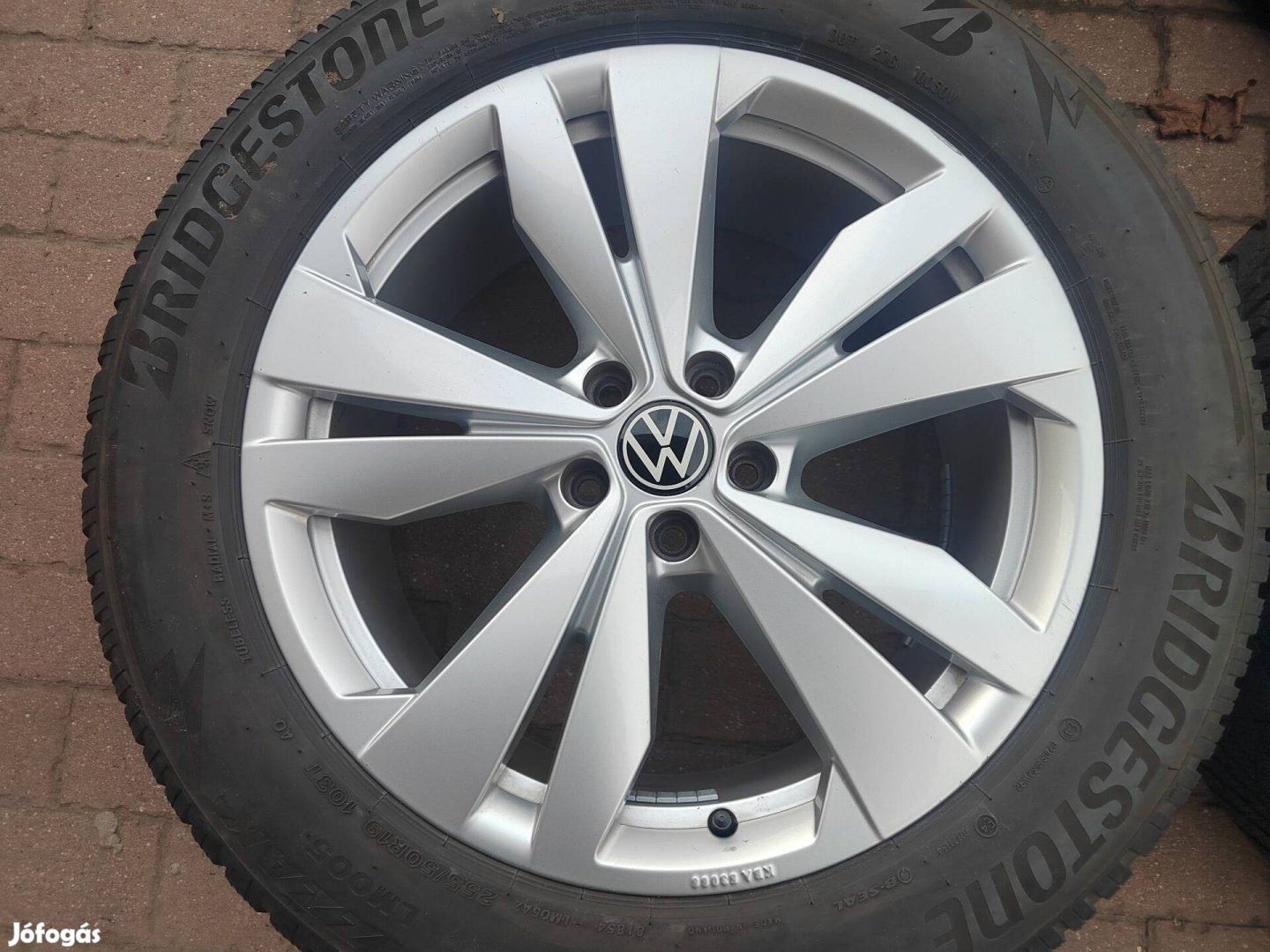 VW id4 id5 gyári alufelni téli gumi 235/55r19 255/50r19