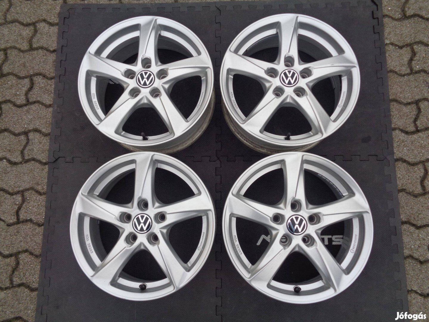 VW-re alufelni 16-os, 5×112-es osztó, szép állapotban eladó