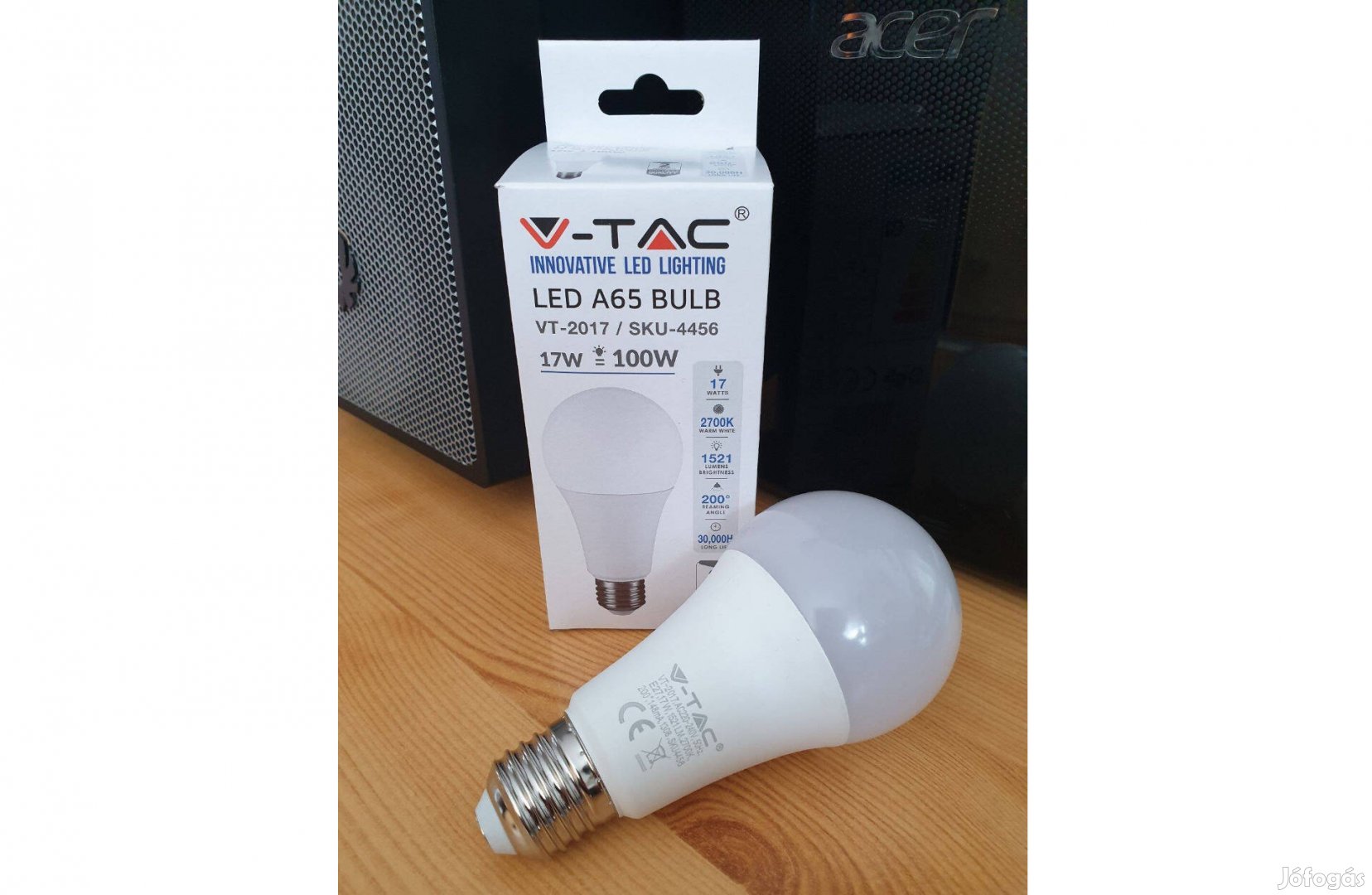 V-TAC E27 17W 2700K LED izzó égő Új