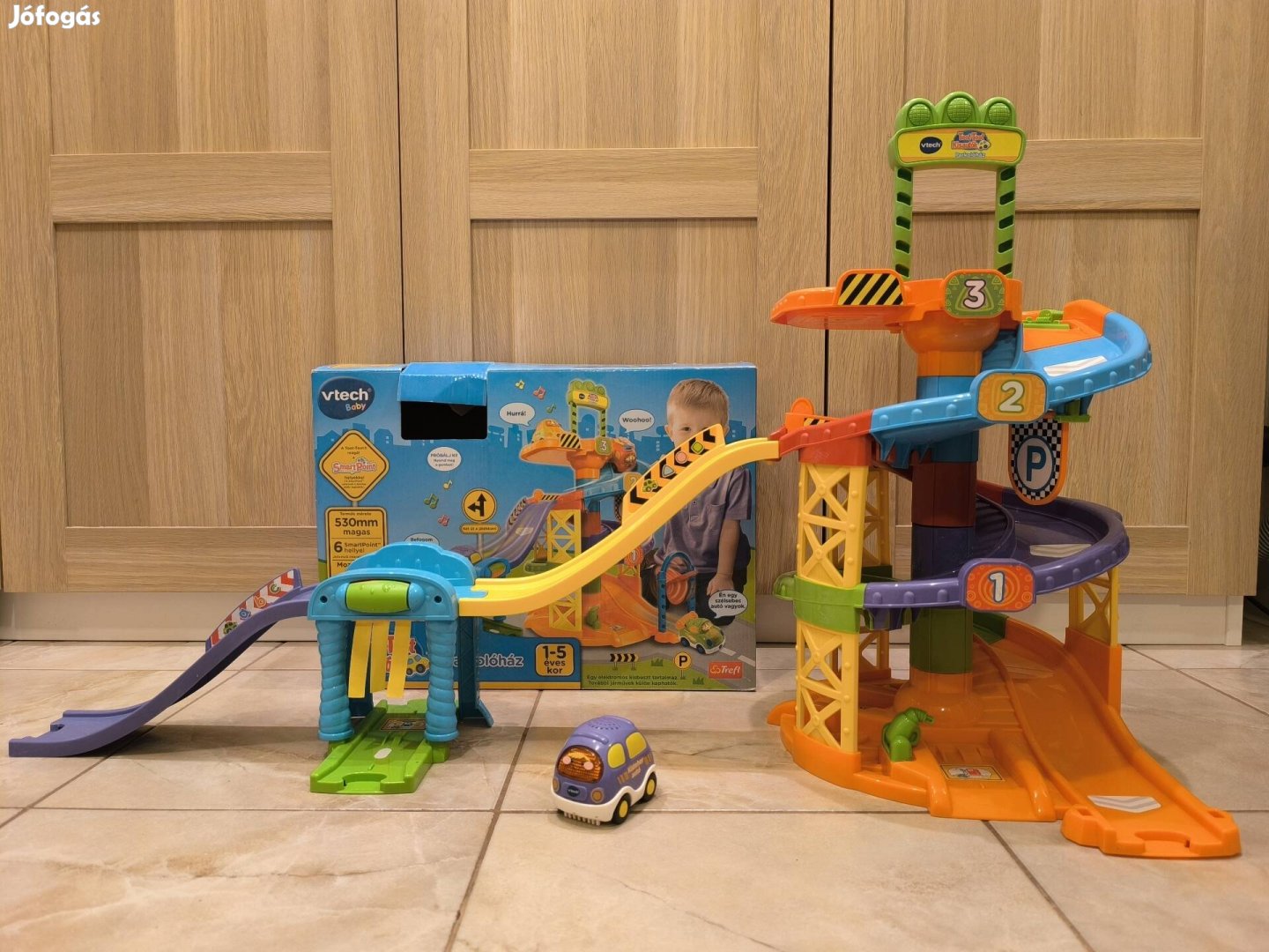 V-tech Baby Toot-toot parkolóház beszélő autóval