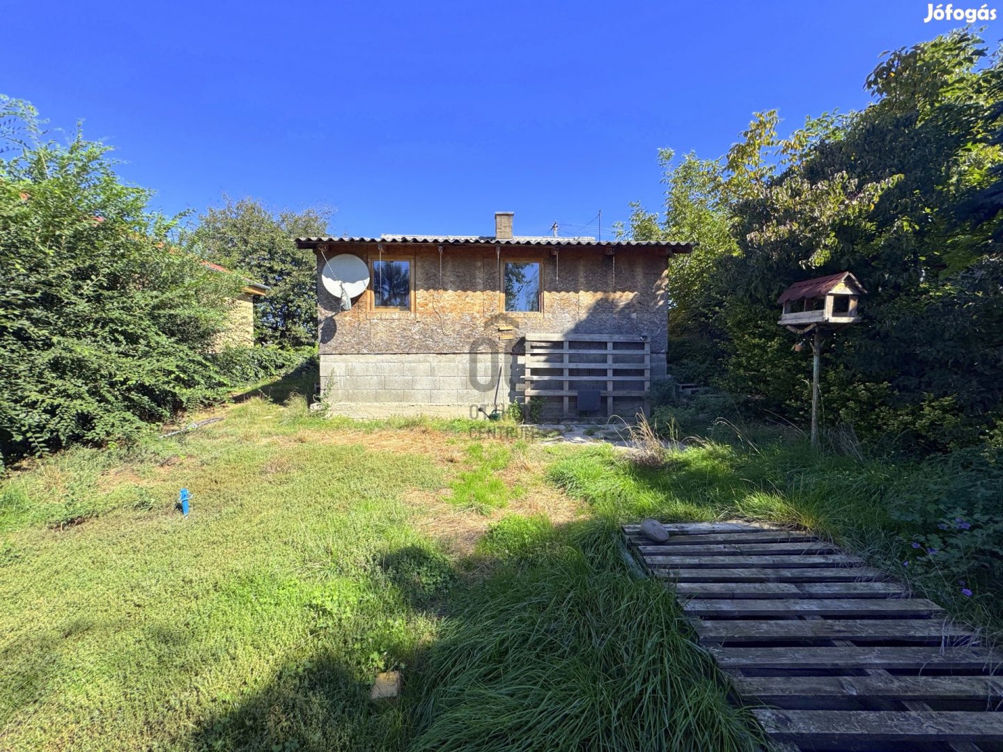 Váci eladó tégla családi ház