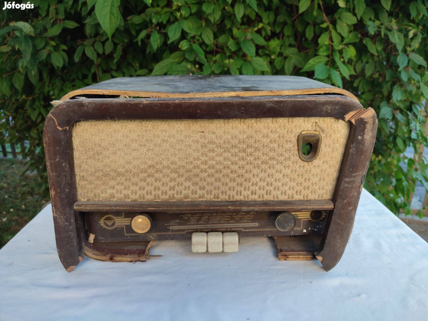 Vadásztölténygyár R 646 Velence régi rádió roncs