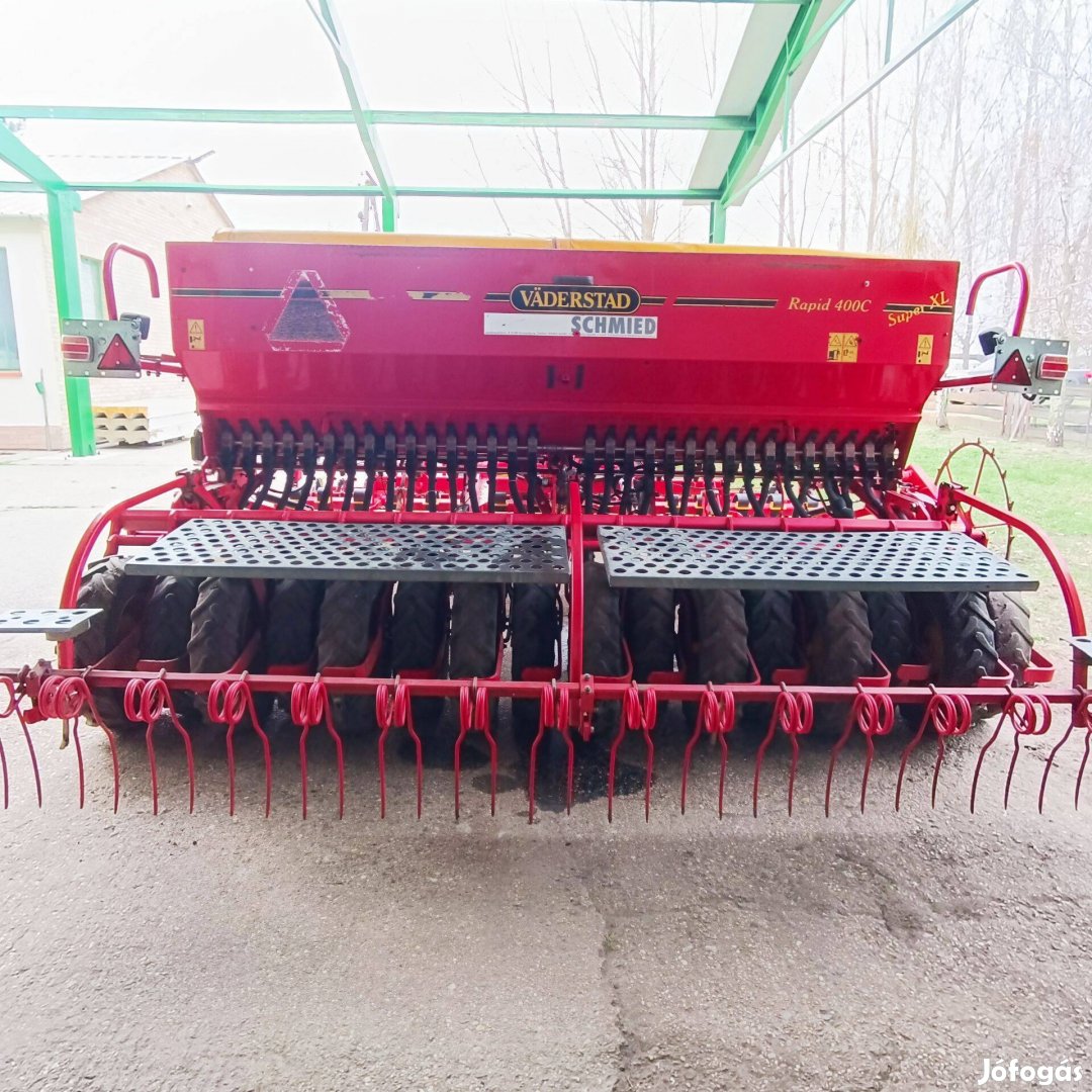 Vaderstad Rapid 400C vetőgép