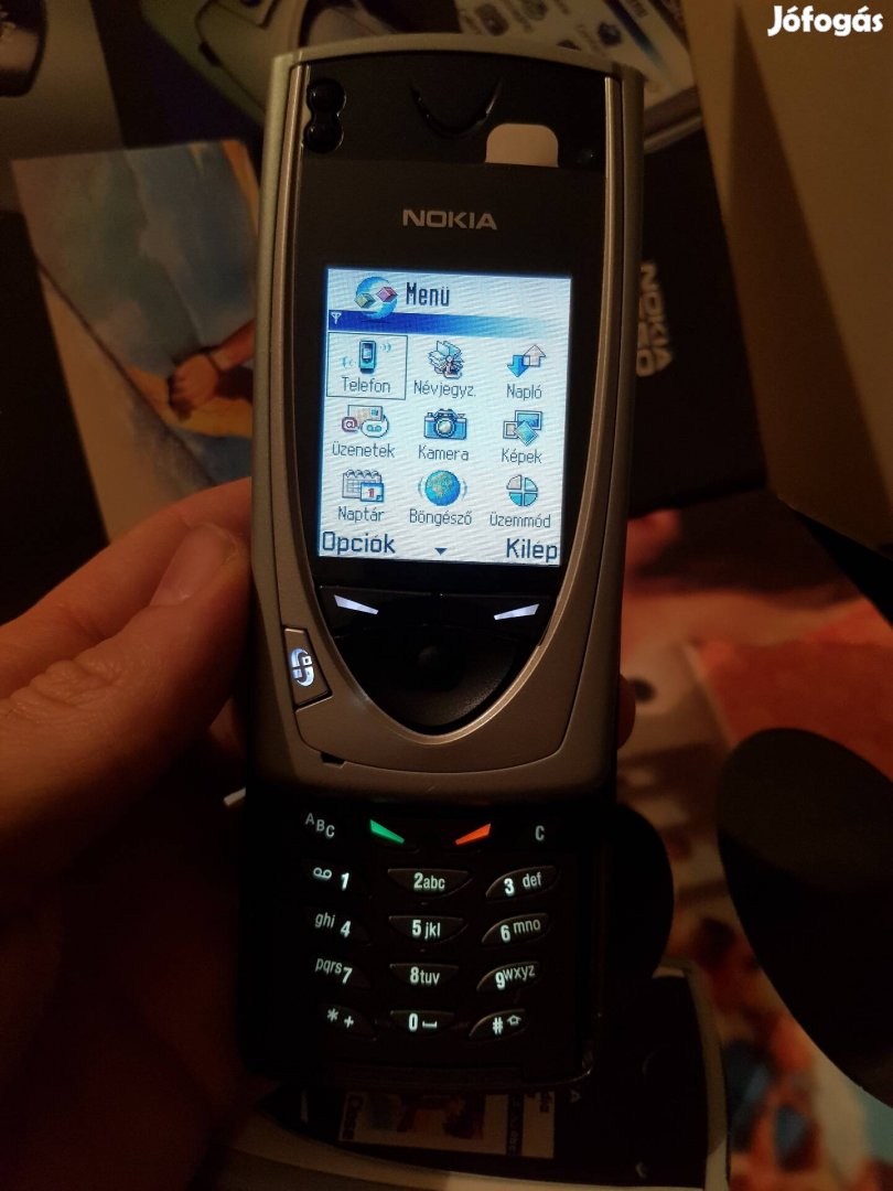 Vadi új Nokia 7650 kártyafüggetlen telefon