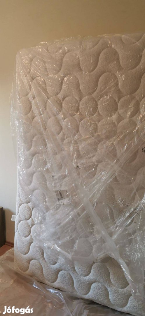 Vadiúj 140x200cm-es hideghab matrac fél áron eladó (II. kerület)