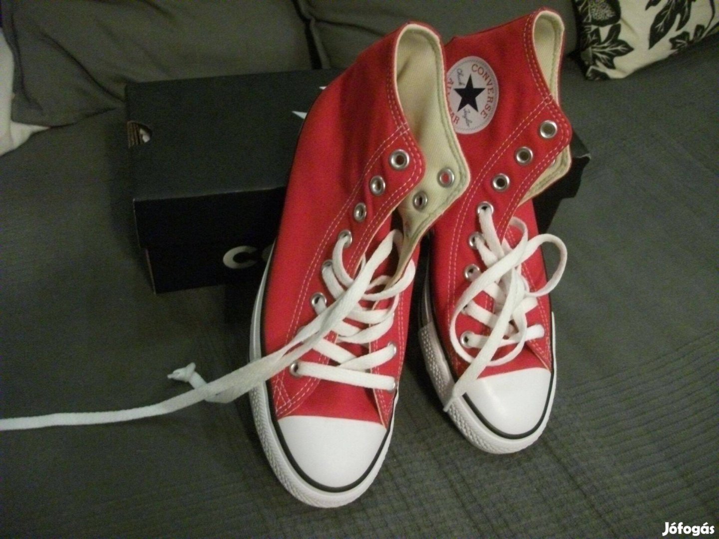 Vadiúj eredeti piros 40-es Converse Chuck Taylor unisex cipő