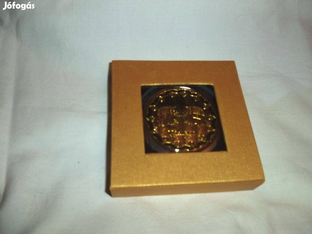 Vadonat ujj Indiai Puder dobozos tükör