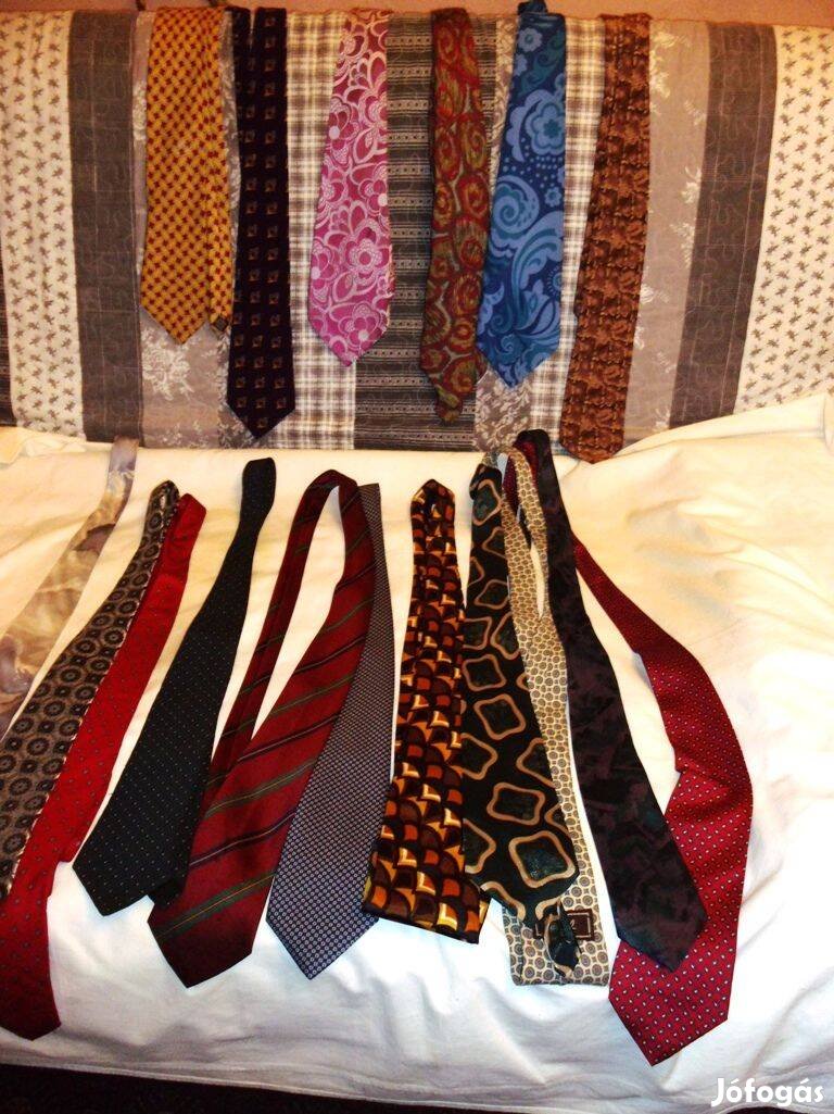 Vadonat ujj Olasz- Francia selyem nyakkendők