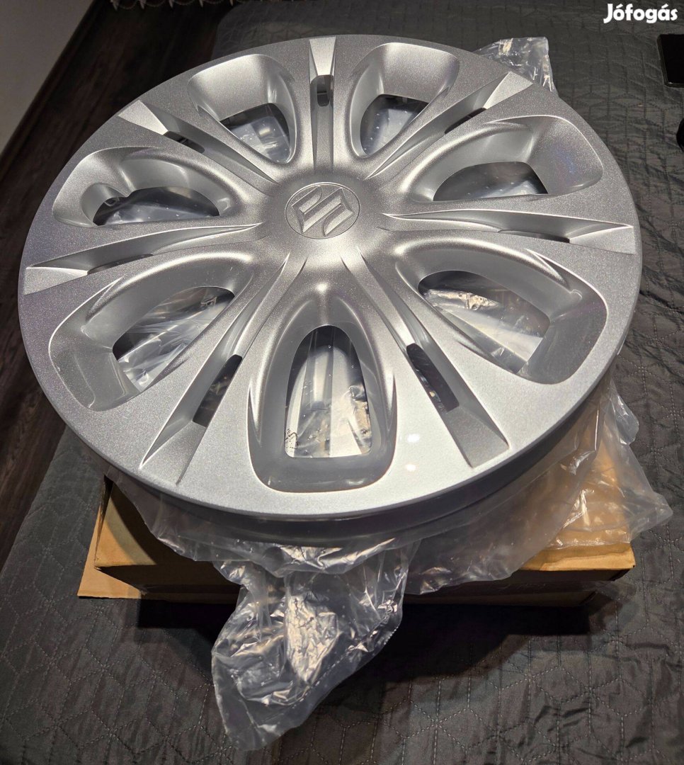 Vadonatúj Gyári Suzuki Vitara dísztárcsa 16 "
