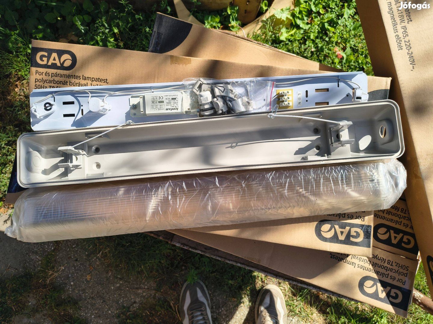 Vadonatúj ip 65 por és páramentes 60cm ipari lámpatestek, armatúrák