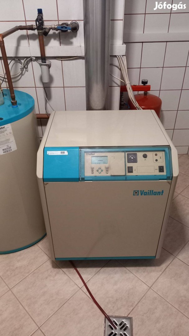 Vaillant VK31 kombikazán, + melegvíz tároló , + fűtés automatika