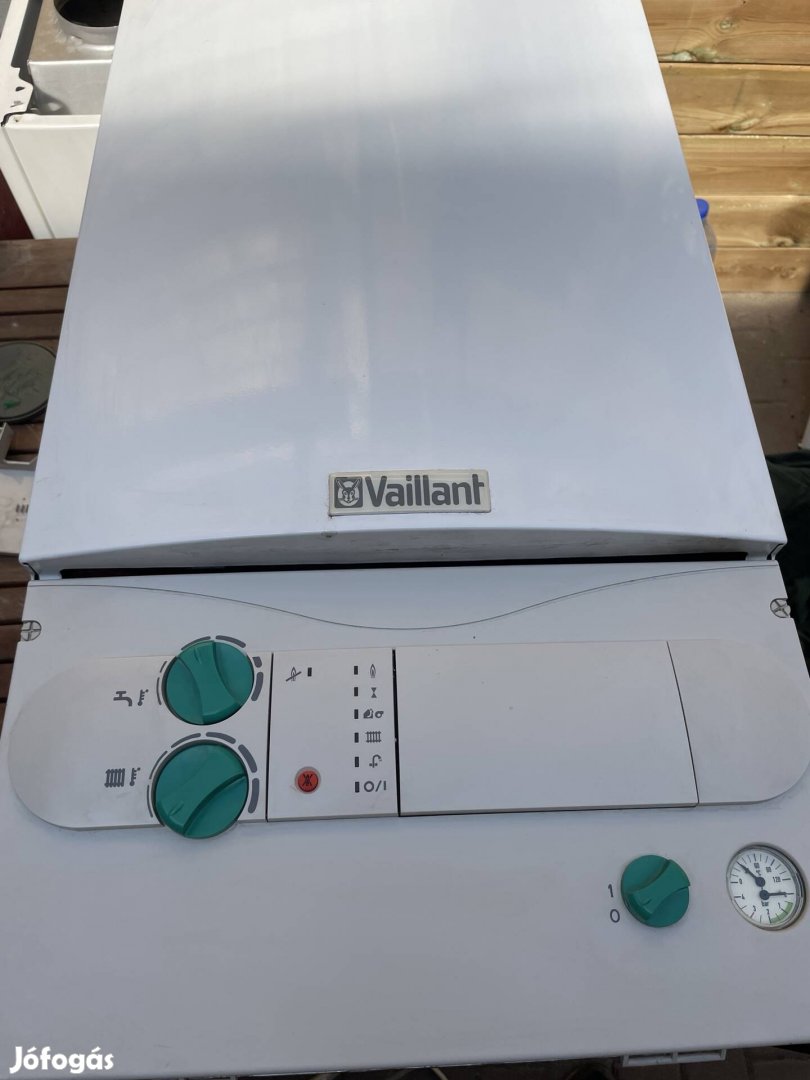 Vaillant Vuw242/2-3 R2 turbós kombi