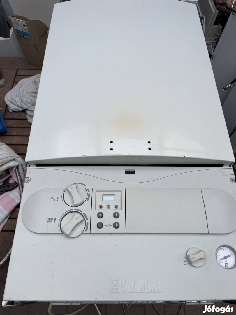 Vaillant Vuw 200/2-5 kéményes kombi