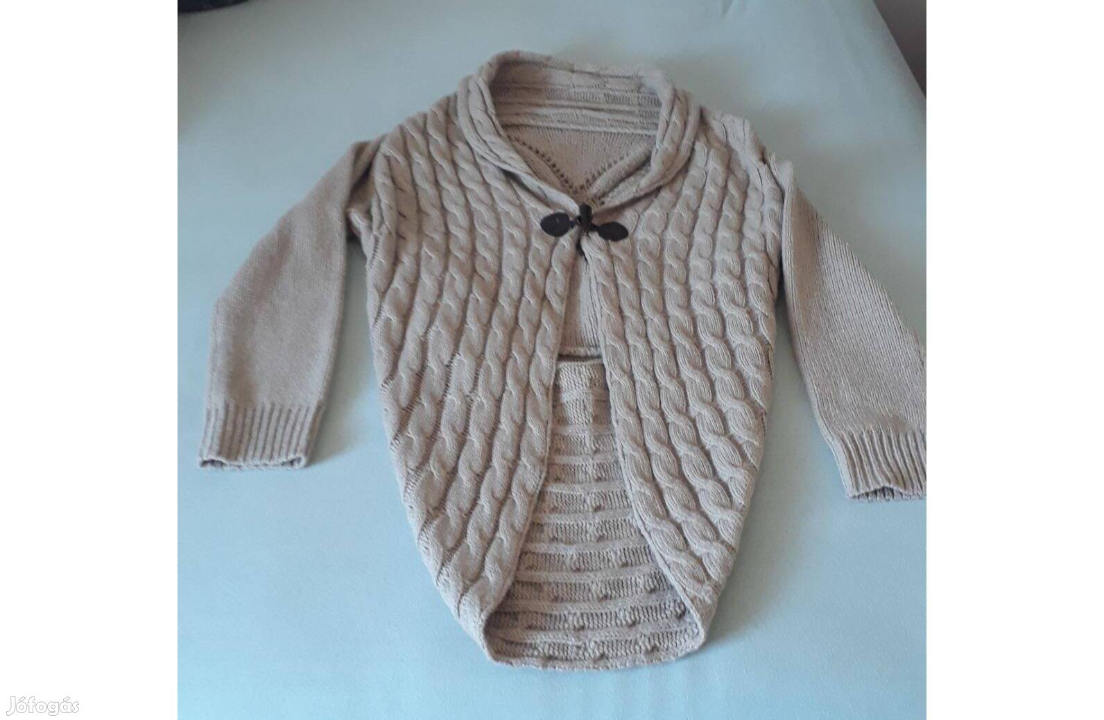 Vajszínű kötött kardigán