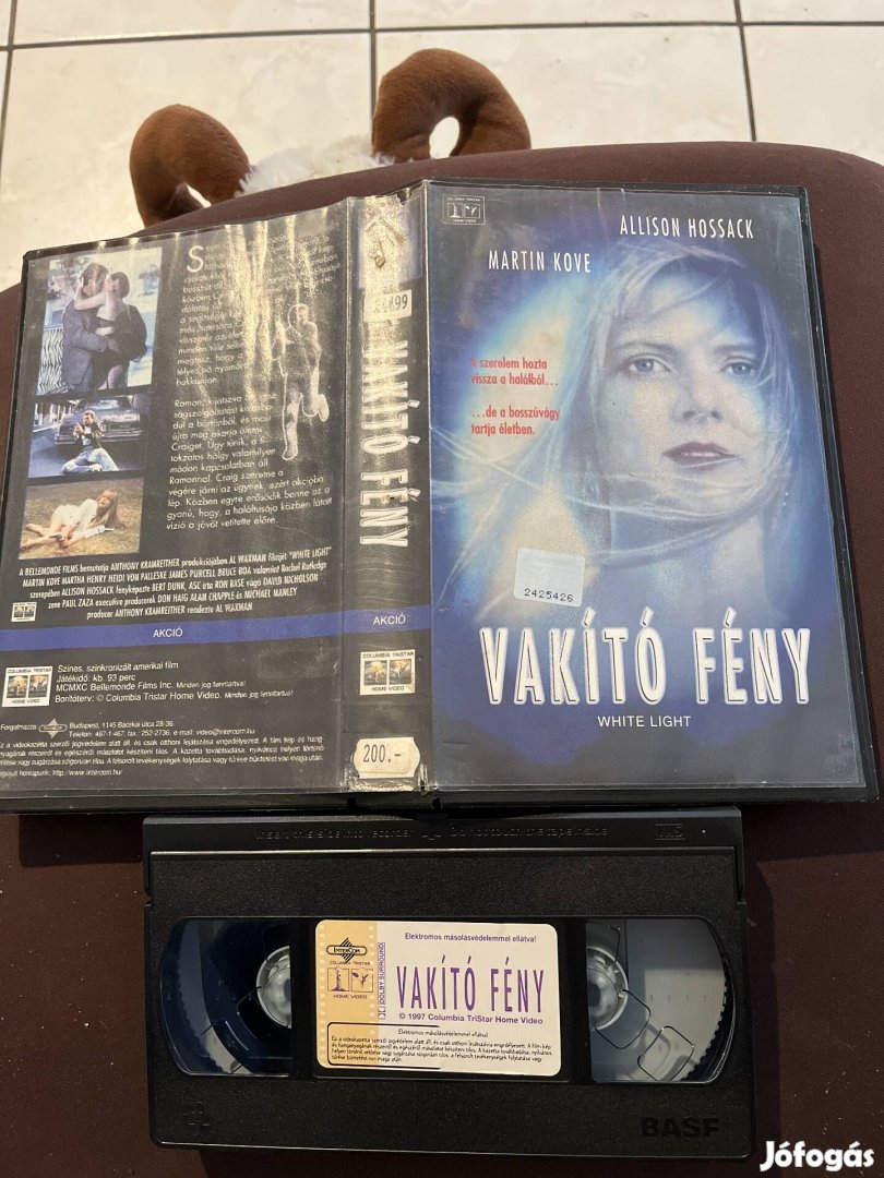 Vakító fény akció vhs