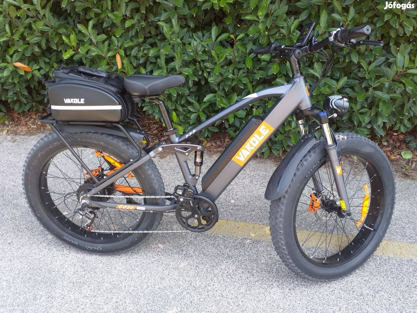 Vakole CO26 26" 750W Fat Bike 48V 16Ah elektromos kerékpár 230km-rel