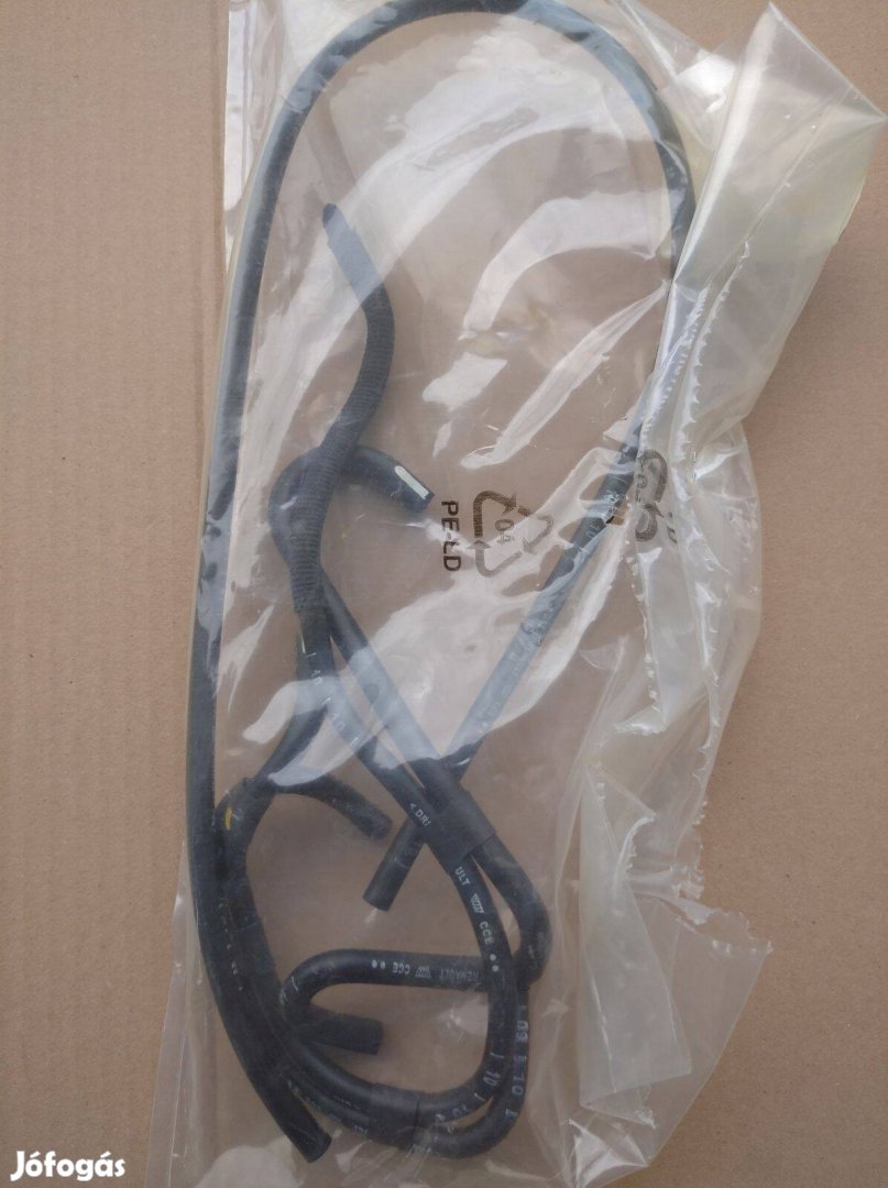 Vákumcső befecskendező cső Renault Megane III Fluence 8200832208