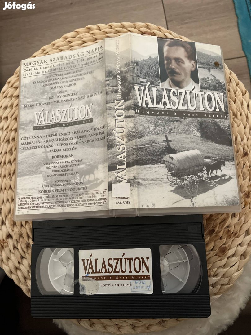 Válaszúton vhs. 