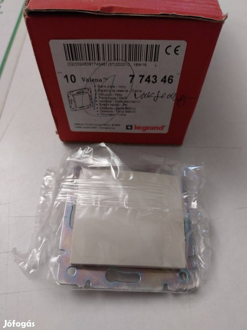 Valena vakfedél Bézs Legrand 774346