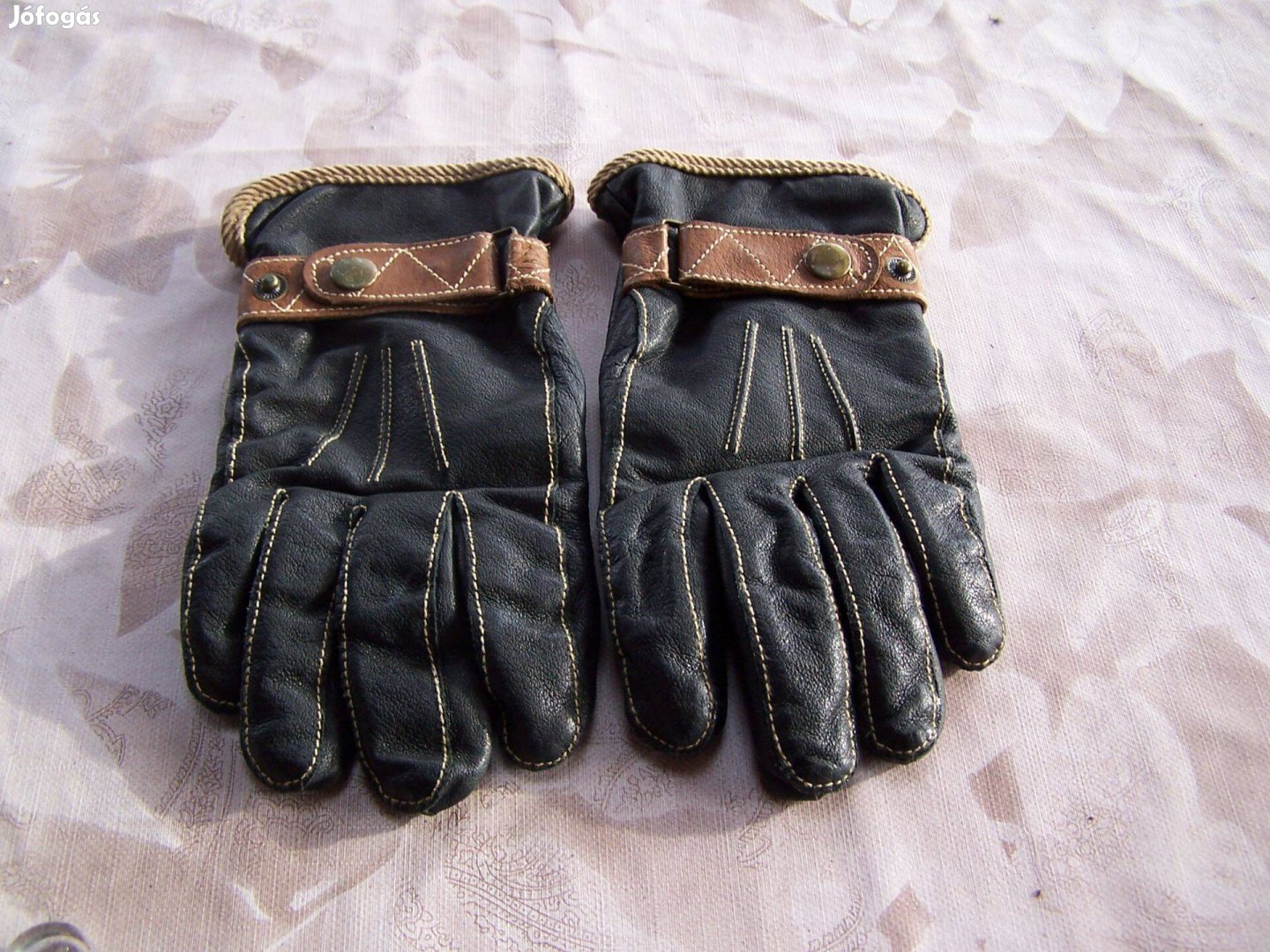 Valódi bőr kesztyű