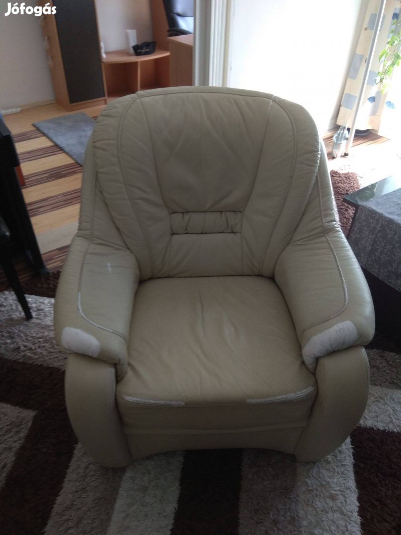 Valódi bőrfotel
