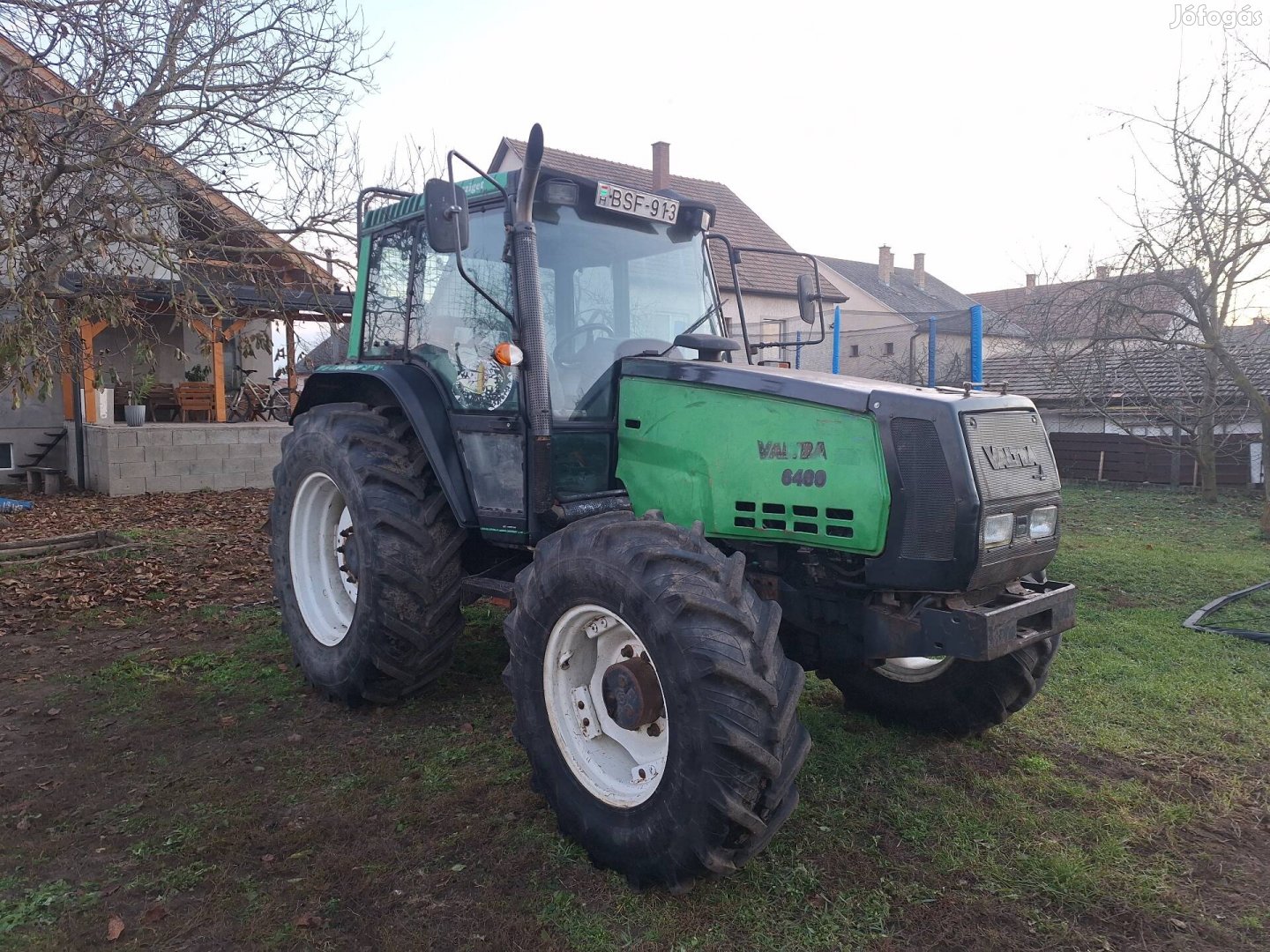 Valtra 6400 traktor 