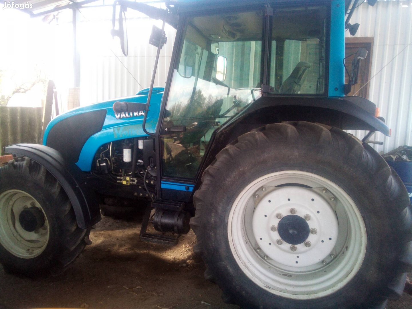 Valtra A 82 traktor 