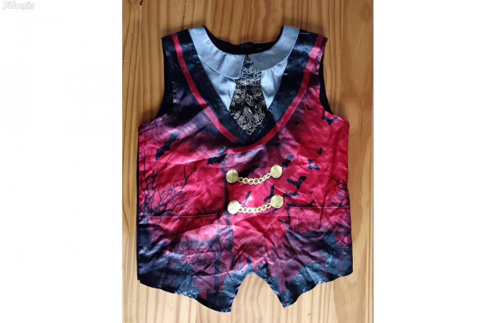 Vámpír jelmez eladó 13