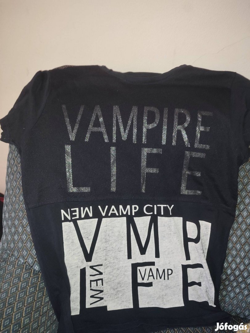 Vampire life New camp city póló 