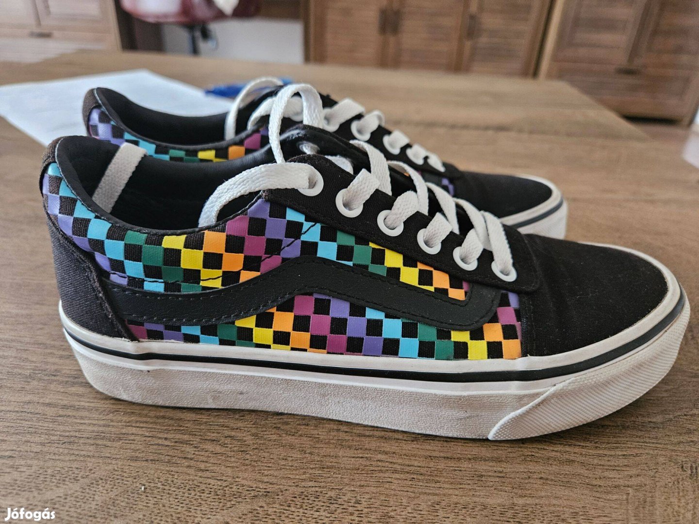 Vans 36.5 cipő eladó szép állapotban