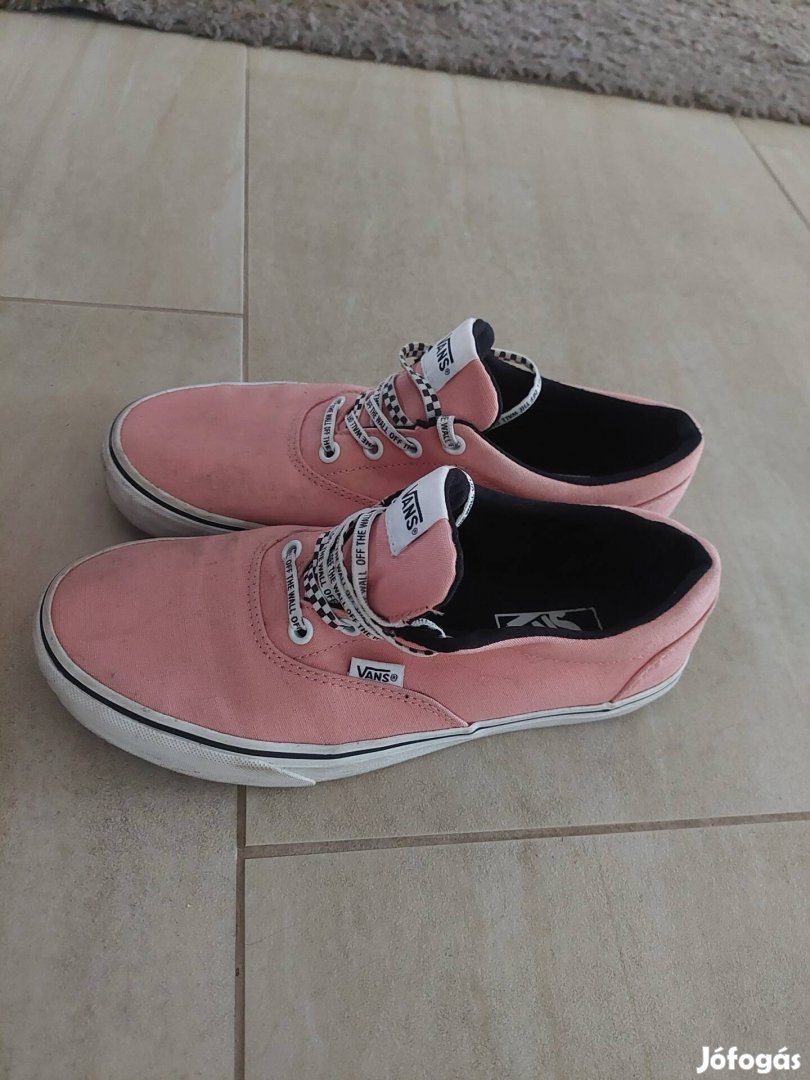 Vans 39-es újszerű állapotban levő női cipő 