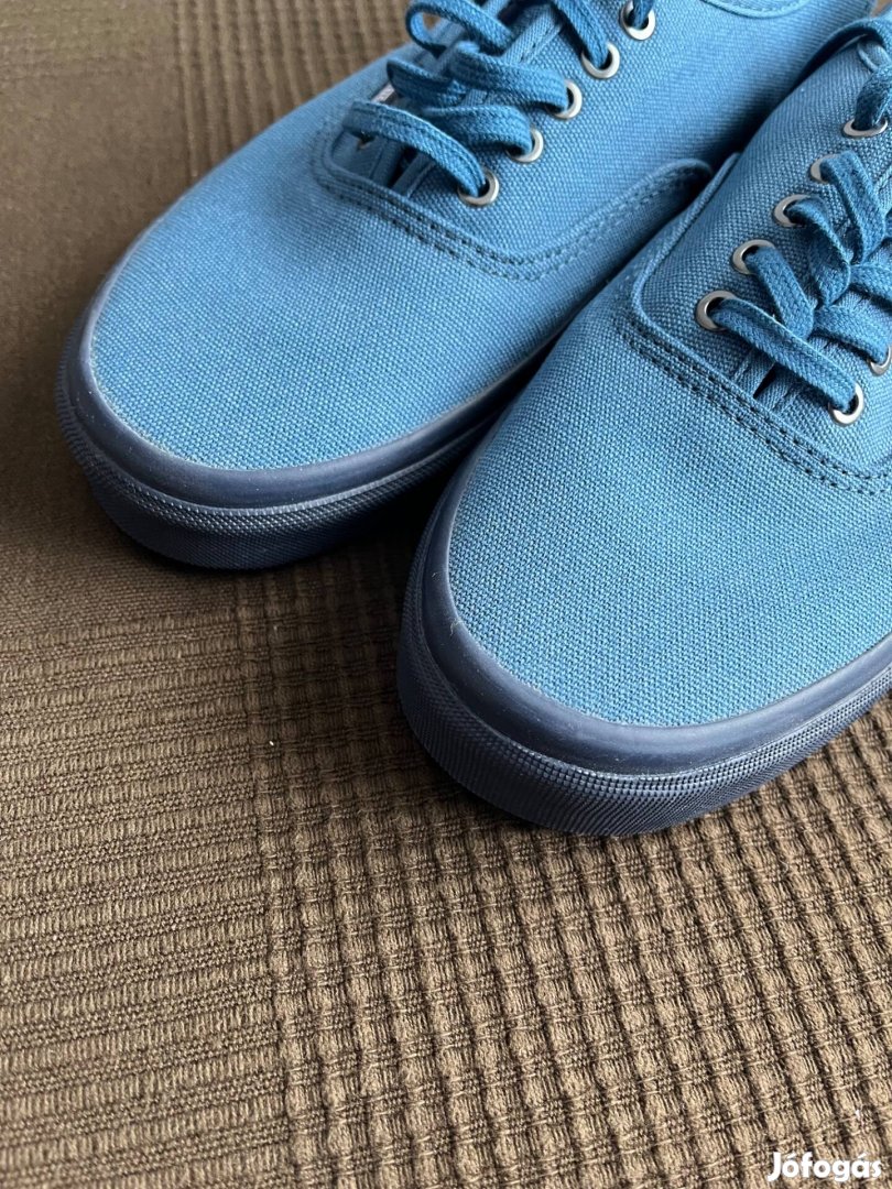 Vans authentic