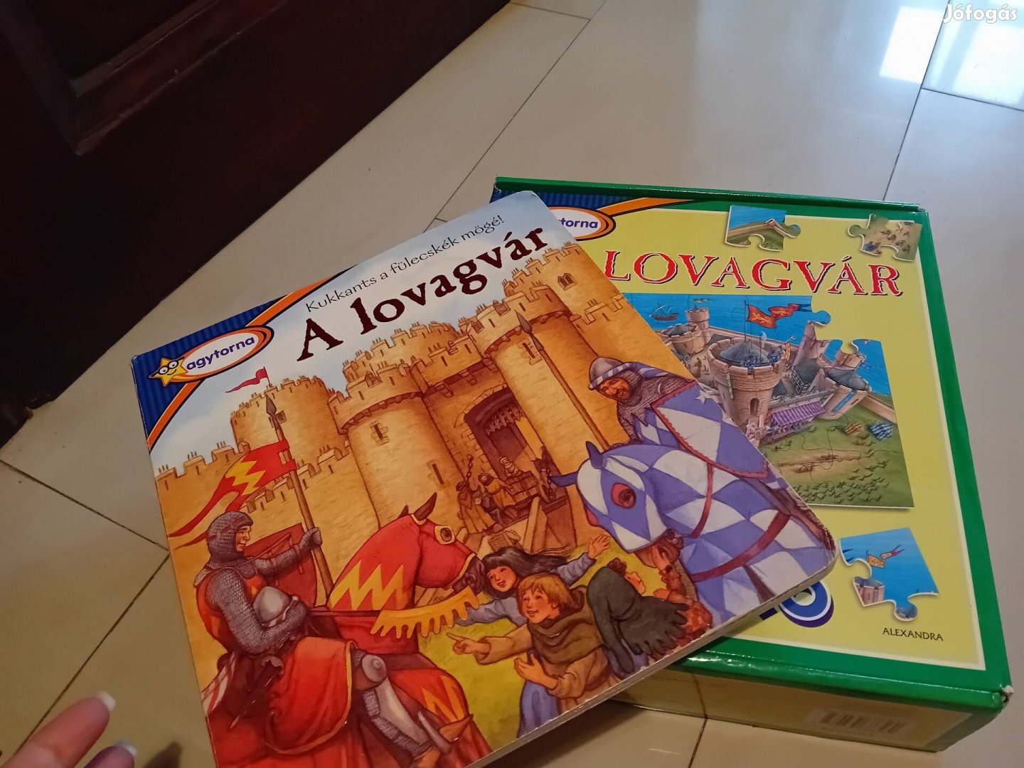 Vár kirakó váras könyv A lovagvár óriás puzzle kastély vár lovag