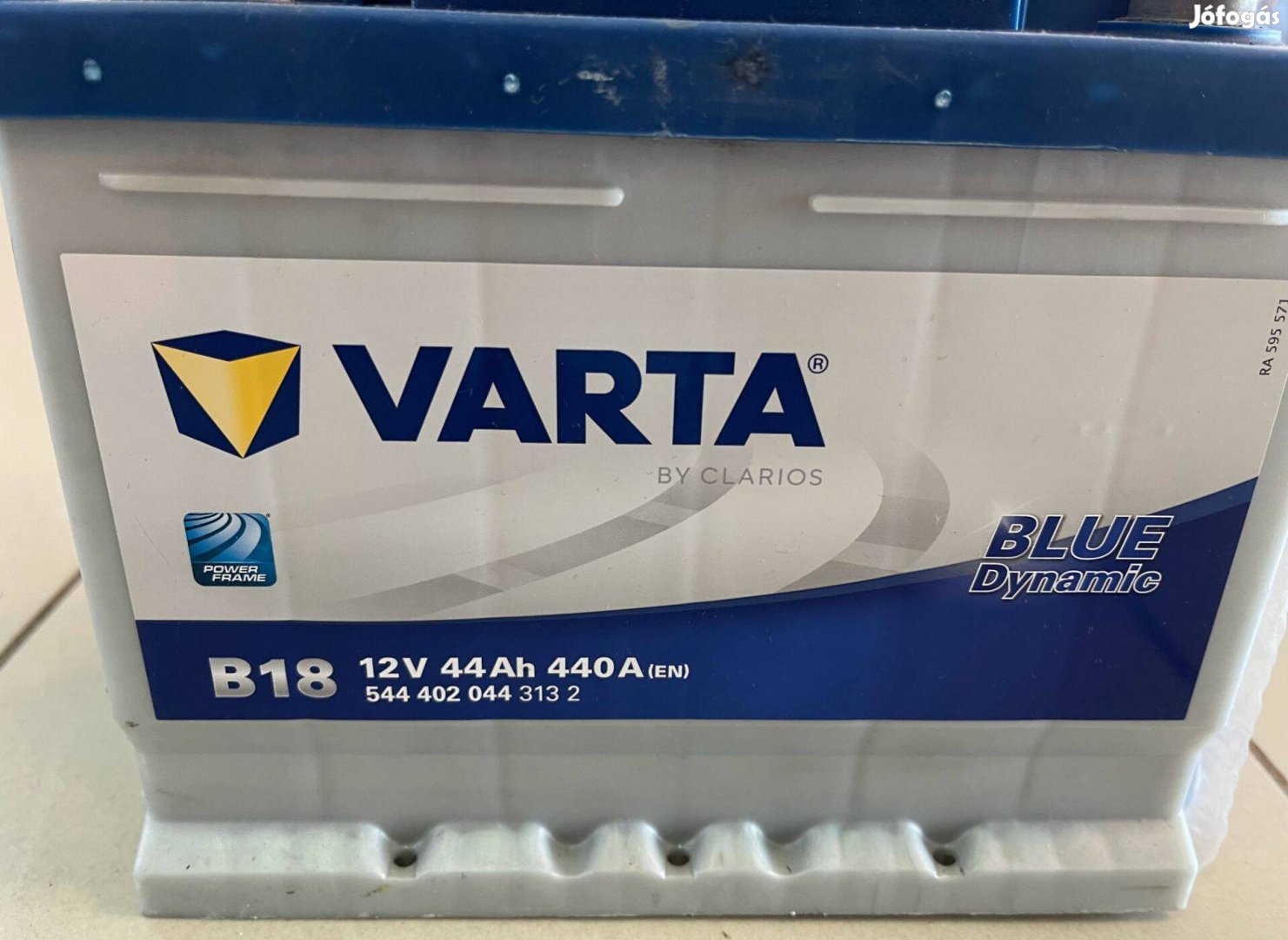 Varta BLUE Dynamic 12V 44Ah 440A (EN) Új téves vásárlás miatt eladó