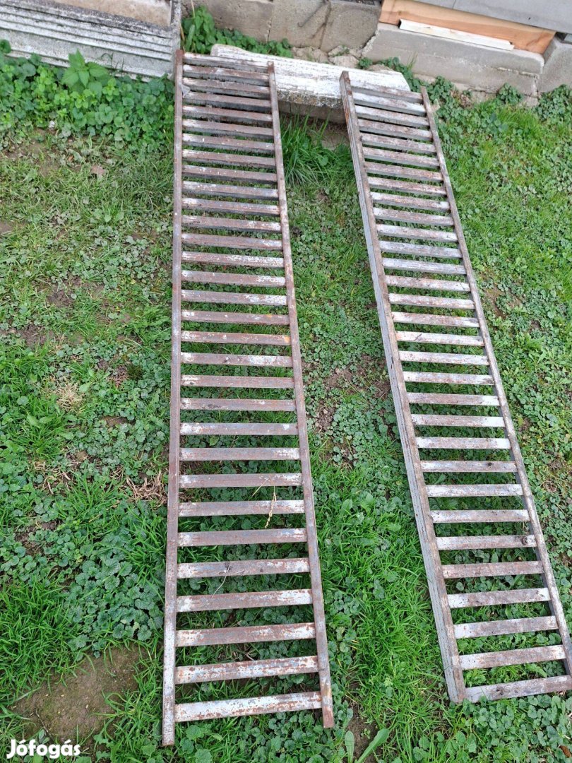 Vas Rámpa feljáró